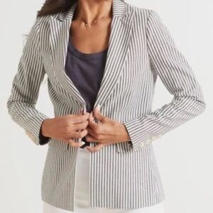 NWT Evereve Tisbury Stripe Blazer. Charcoal and white stripe.